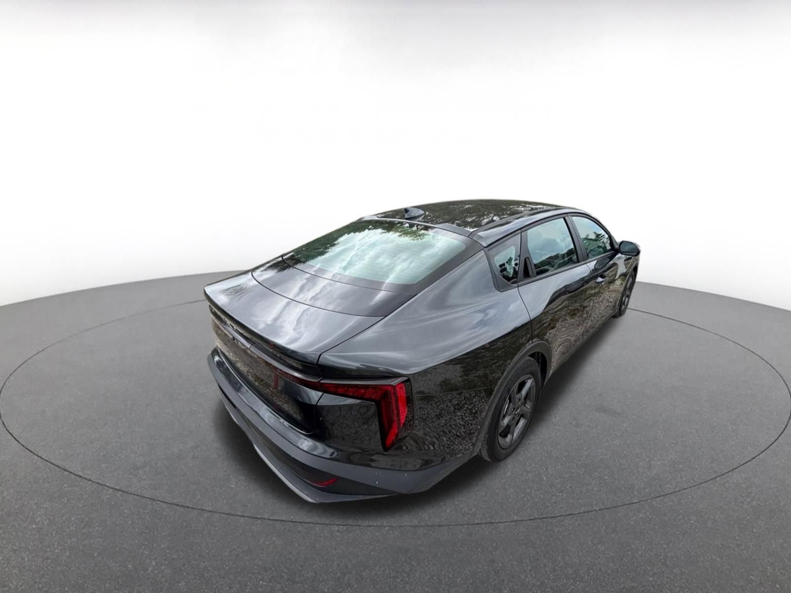 Used 2025 Kia K4 LXS image 8