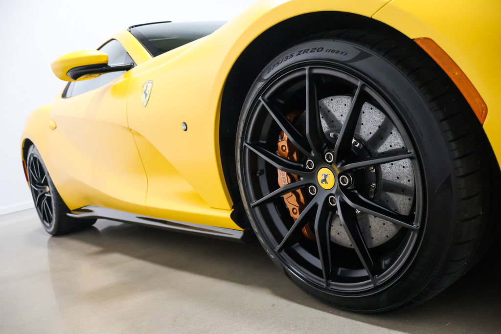 Used 2022 Ferrari 812 GTS image 35