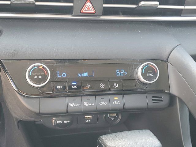 Certified 2022 Hyundai Elantra SEL w/ Winter Weather Package image 26