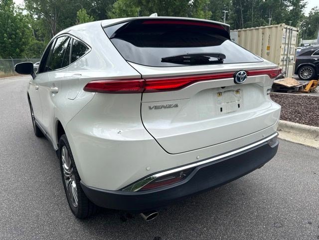 Used 2021 Toyota Venza Limited AWD/4WD image 15