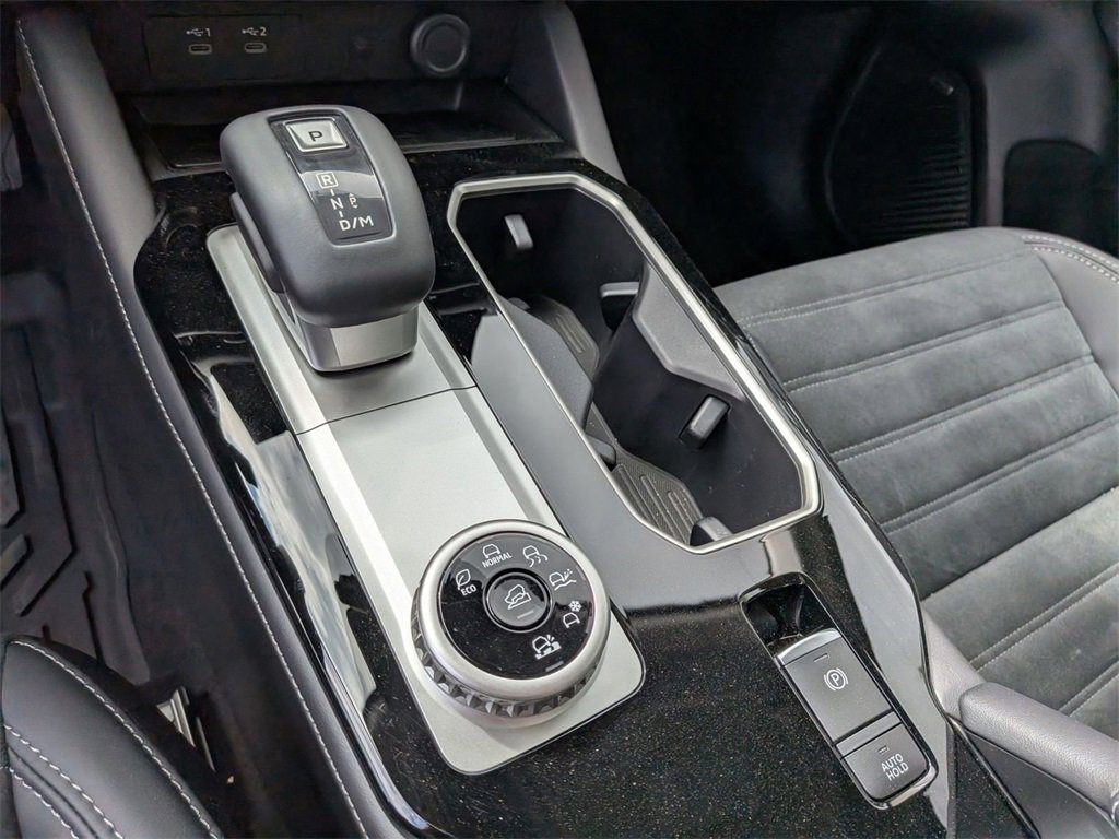 New 2025 Mitsubishi Outlander SE image 20