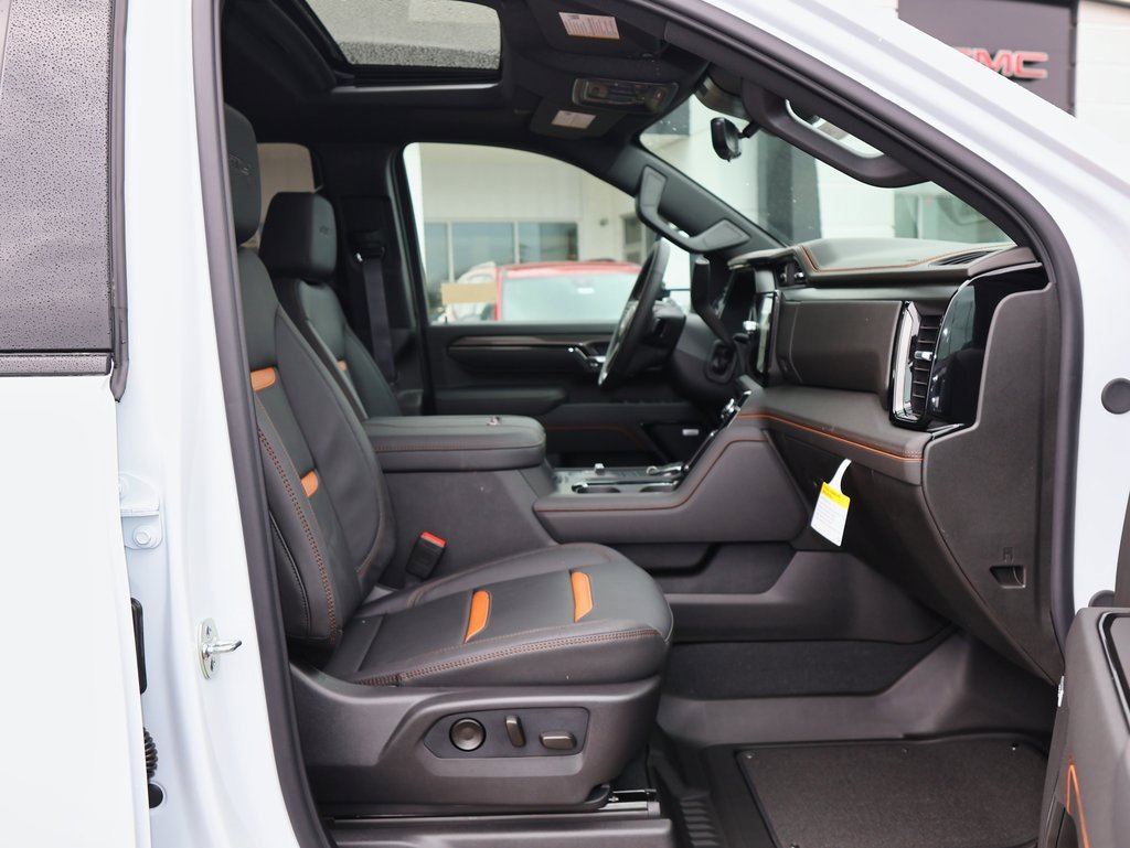New 2026 GMC Sierra 3500 AT4 w/ AT4 Premium Plus Package image 32