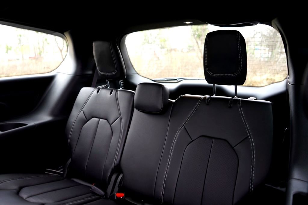 New 2026 Chrysler Pacifica Select image 25