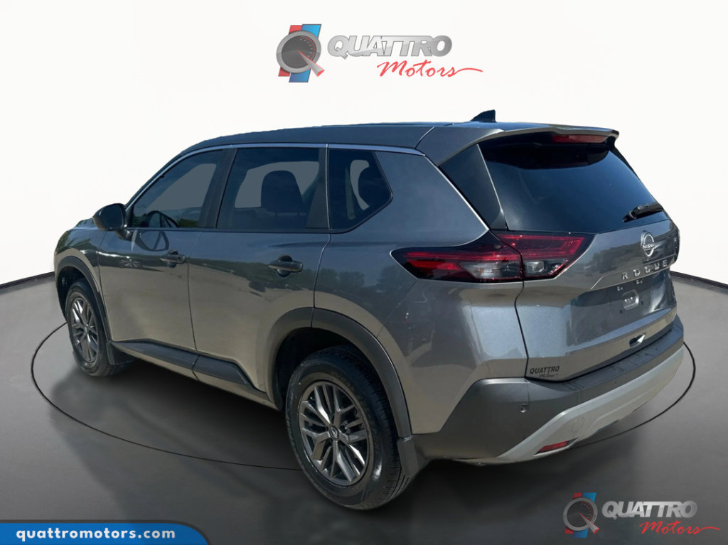 Used 2023 Nissan Rogue S image 4