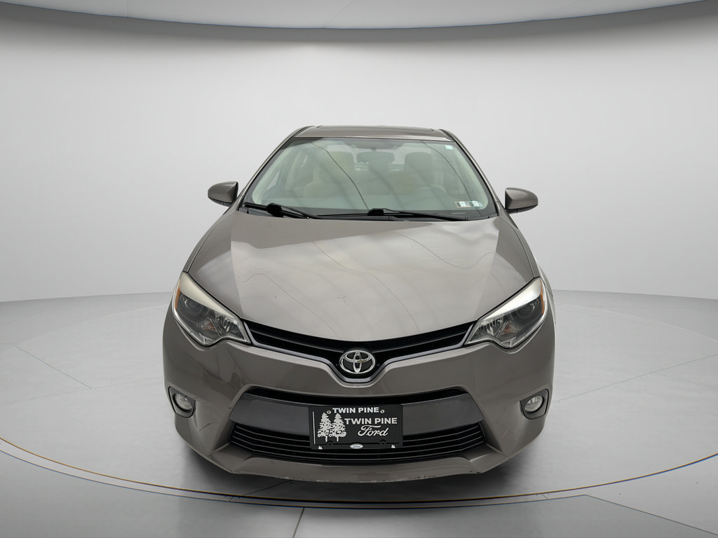 Used 2016 Toyota Corolla LE FWD image 5