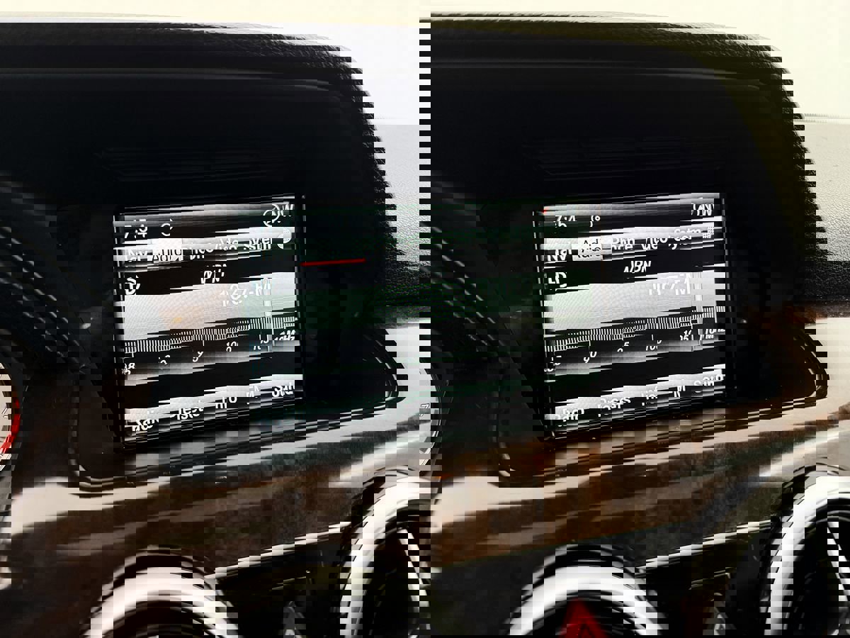 Used 2014 Mercedes-Benz GLK 350 4MATIC Premium image 16