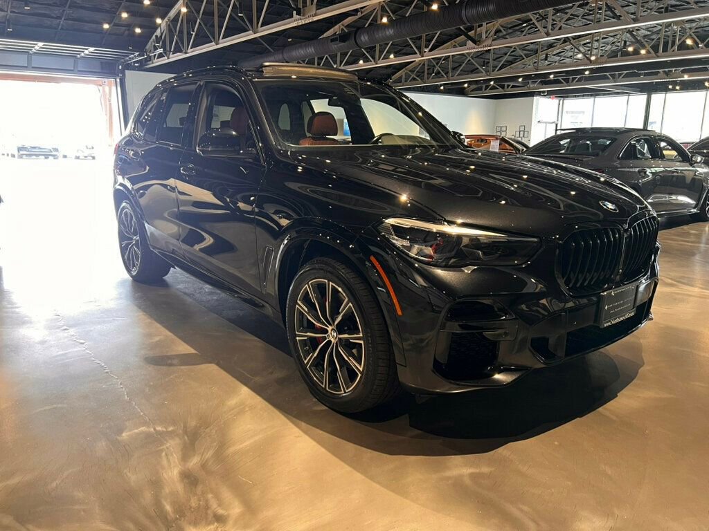 Used 2022 BMW X5 xDrive40i w/ M Sport Package image 7