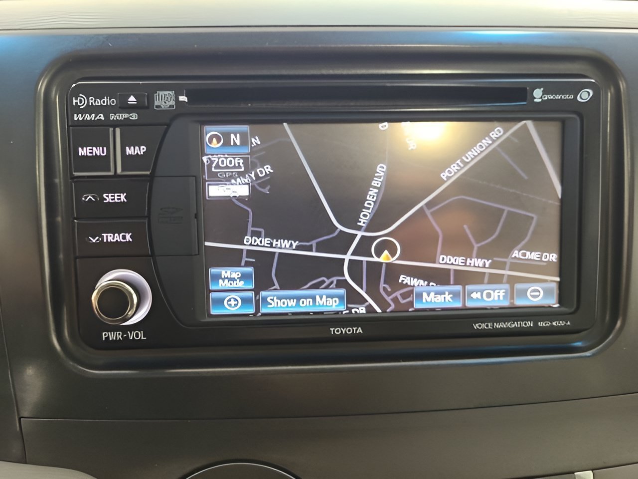 Used 2014 Toyota Sienna XLE w/ Entertainment Package FWD image 35