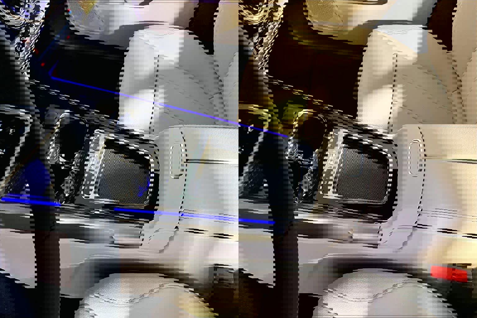 New 2026 Mercedes-Benz GLB 250 4MATIC image 10