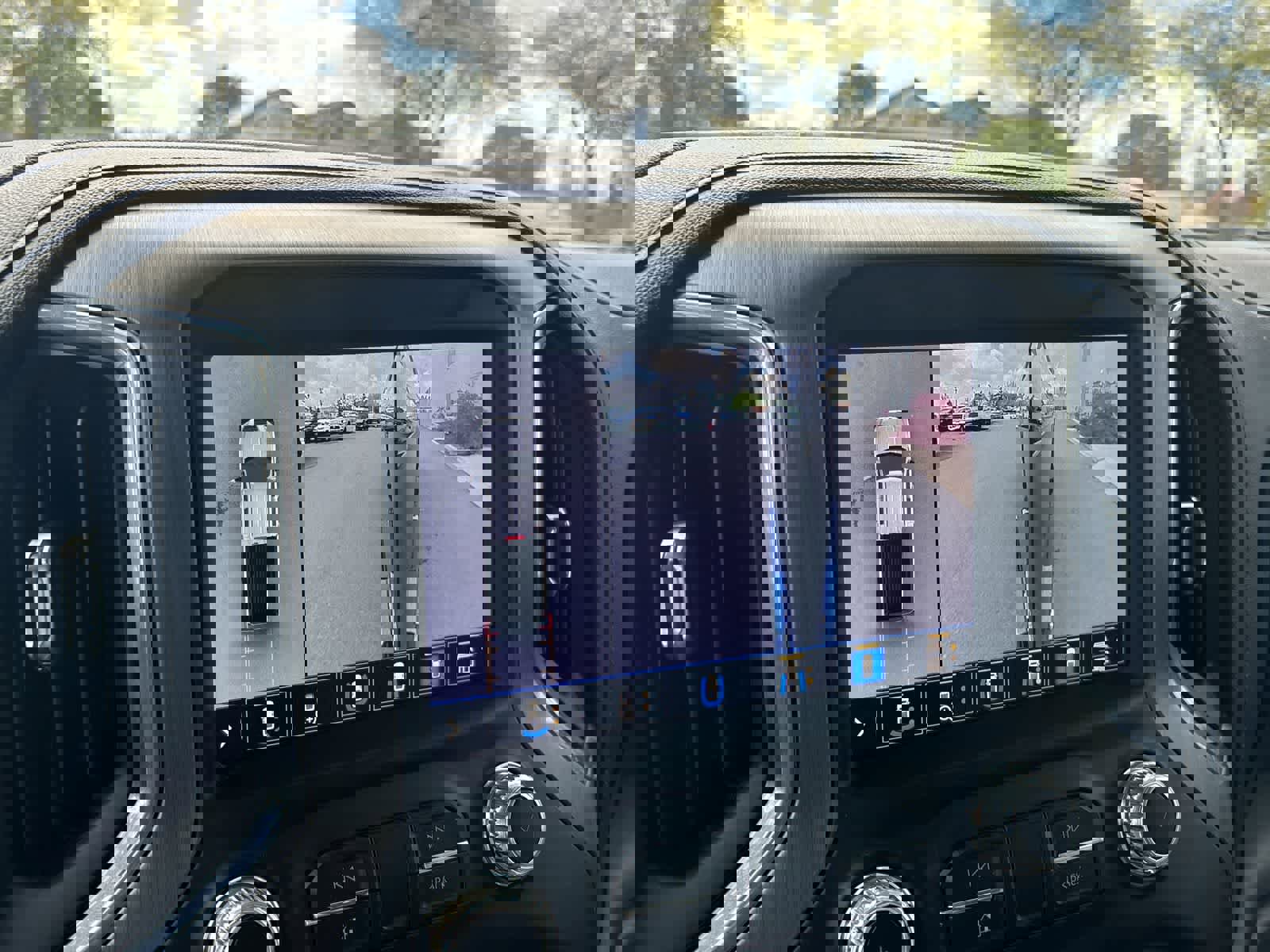 Used 2020 GMC Sierra 3500 Denali w/ Denali Ultimate Package image 25