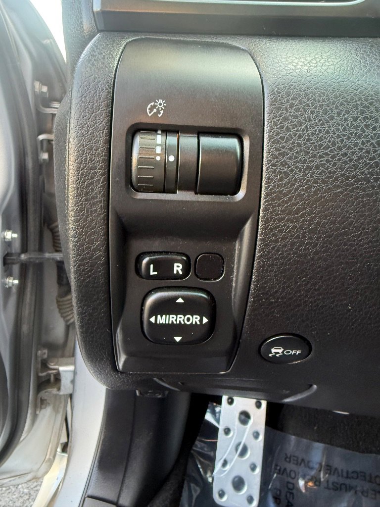 Used 2014 Subaru Impreza WRX Hatchback image 12