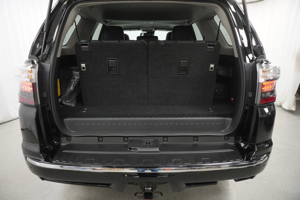 Used 2024 Toyota 4Runner Limited AWD/4WD image 45