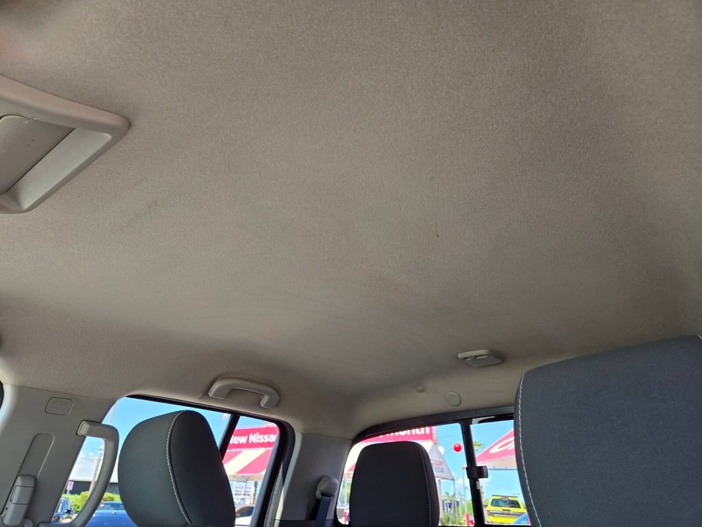 Used 2016 Nissan Frontier Desert Runner RWD image 11