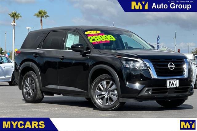 Used 2024 Nissan Pathfinder S