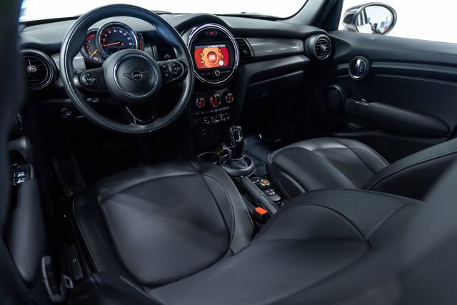 Used 2020 MINI Cooper 4-Door Hardtop image 21