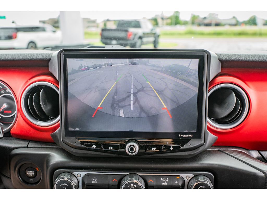 Used 2018 Jeep Wrangler Unlimited Rubicon w/ Dual Top Group image 15