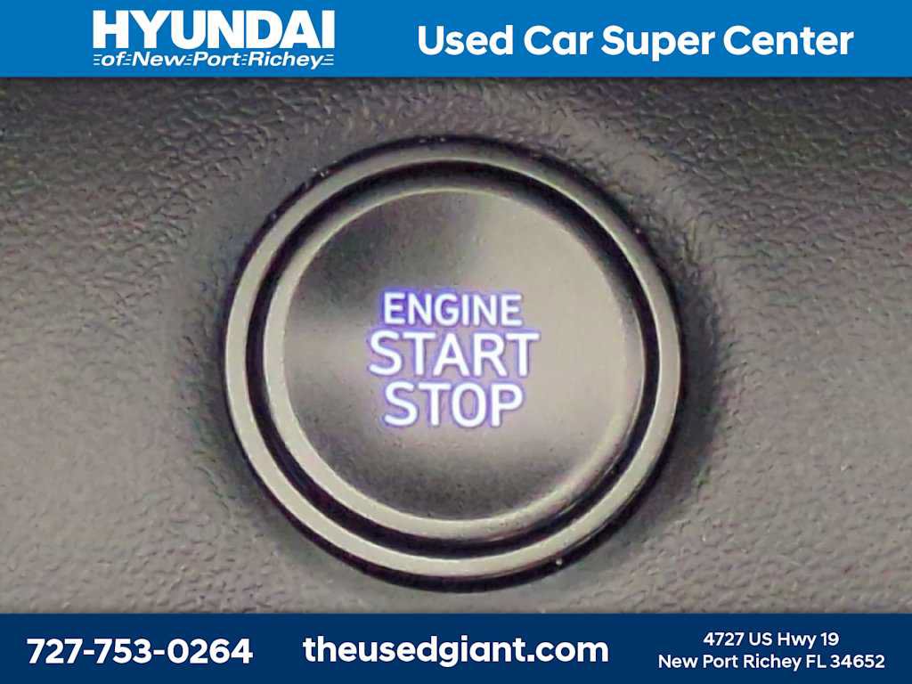 Used 2025 Hyundai Elantra Sport FWD image 28