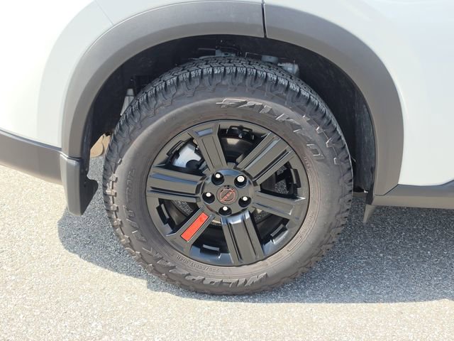 Used 2026 Nissan Rogue SV AWD/4WD image 5