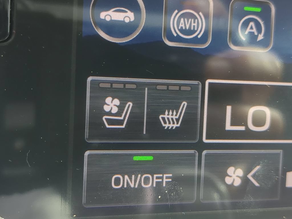 Used 2020 Subaru Outback Touring w/ Popular Package #2 AWD/4WD image 26