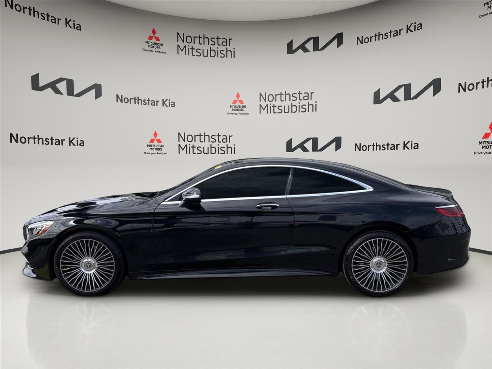 Used 2019 Mercedes-Benz S 560 4MATIC Coupe image 2