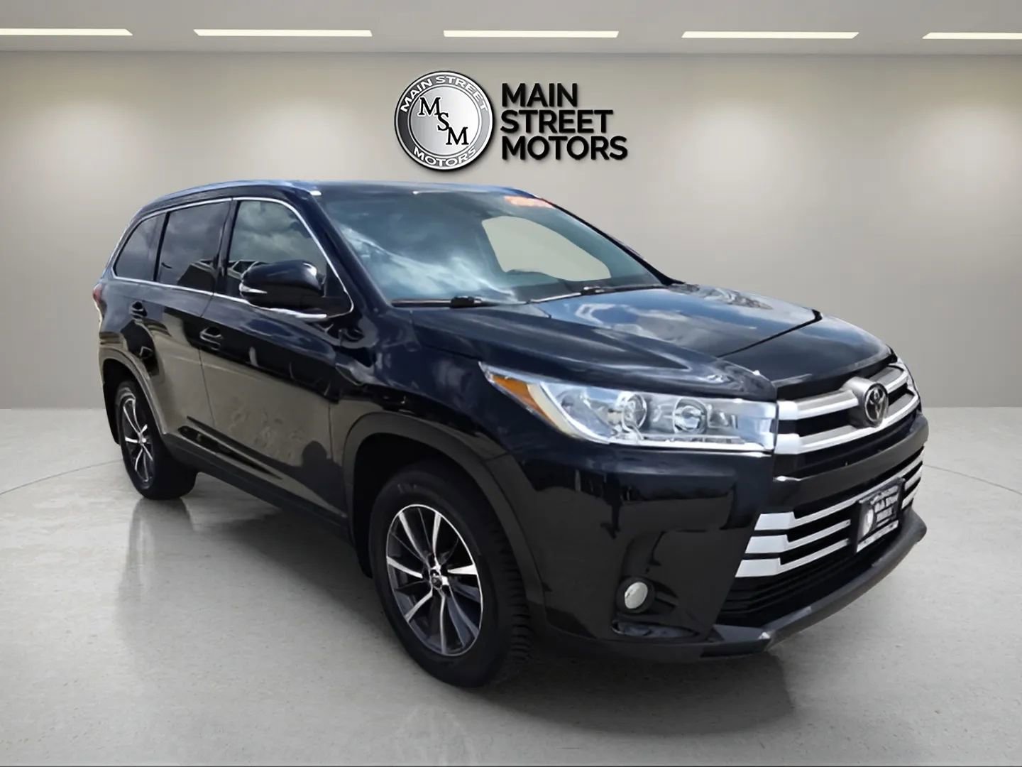 Used 2019 Toyota Highlander XLE AWD/4WD image 7