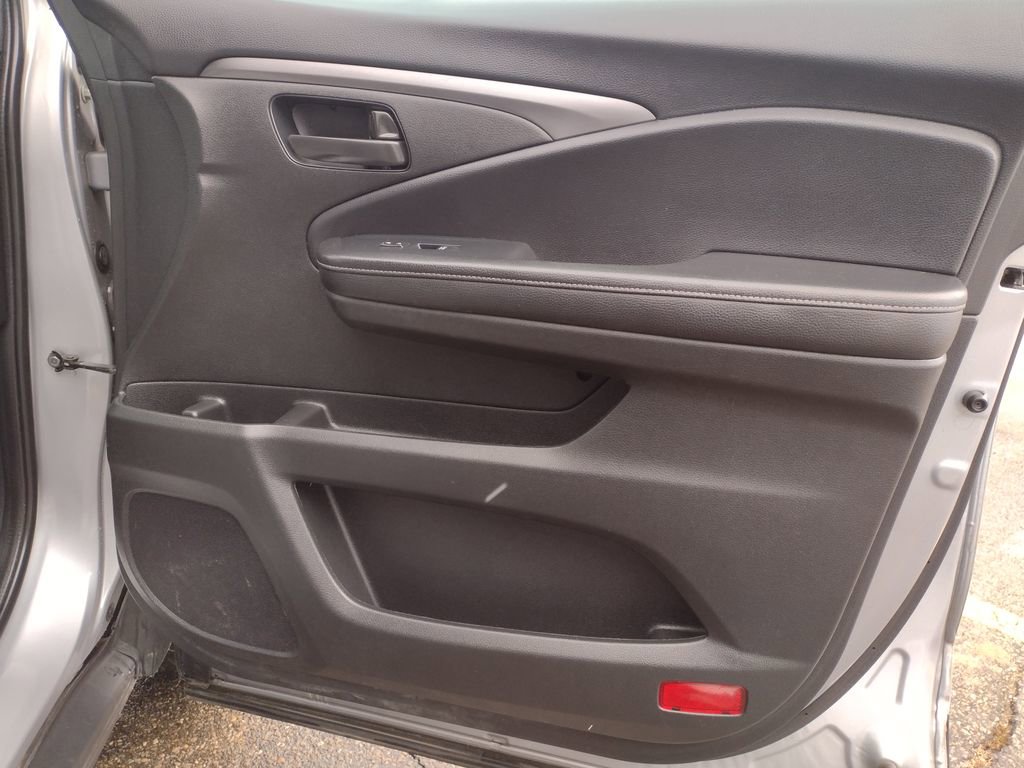 Used 2023 Honda Passport EX-L image 21