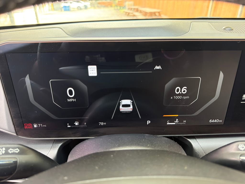 Used 2025 Kia K4 EX image 21