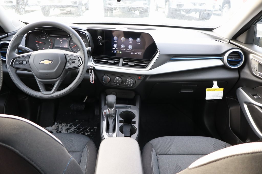 New 2026 Chevrolet Trax LS w/ LS Convenience Package image 18