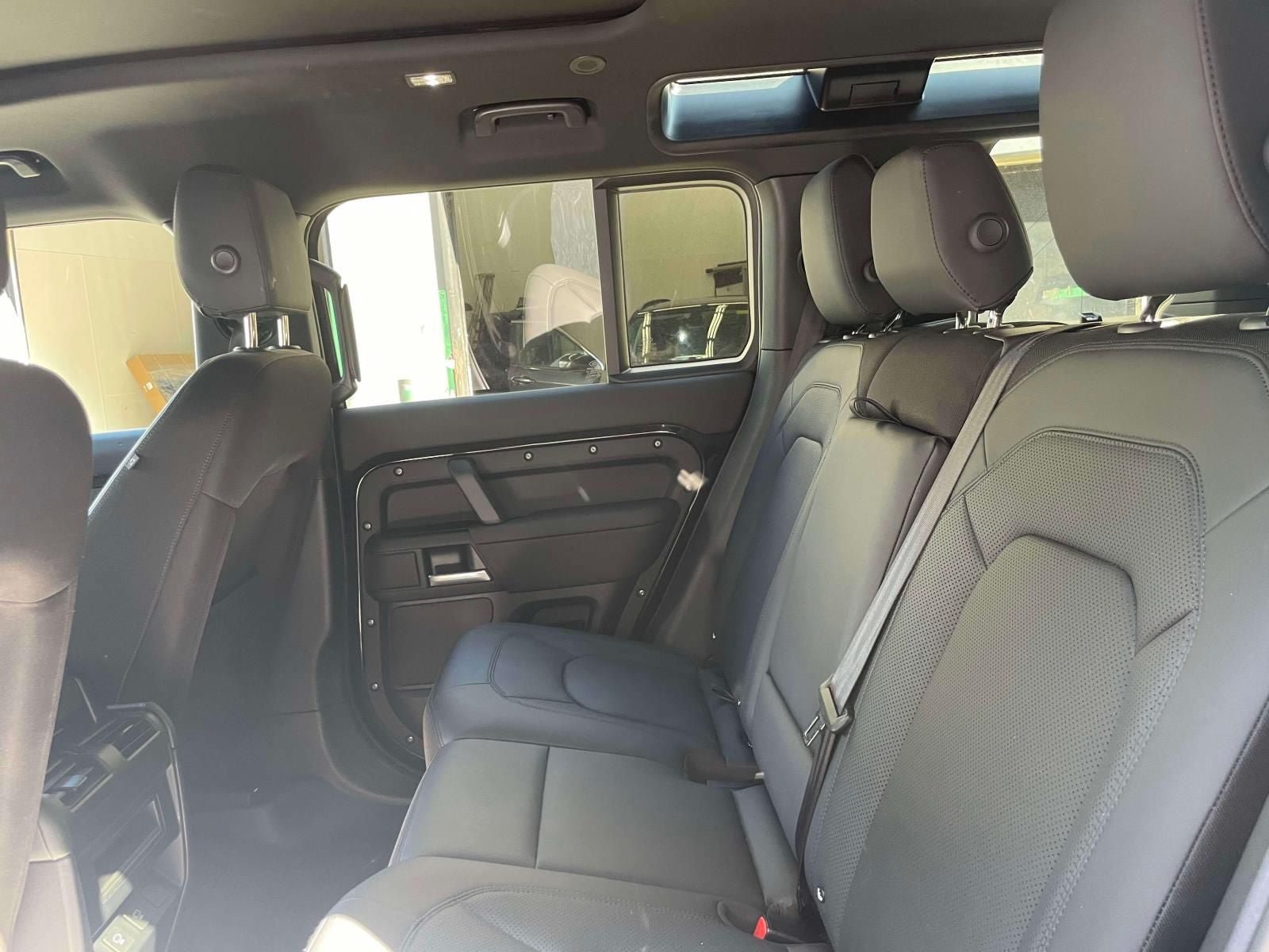 Used 2025 Land Rover Defender 110 S AWD/4WD image 12