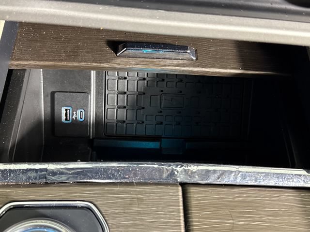Used 2023 Ford Expedition Max Limited AWD/4WD image 33