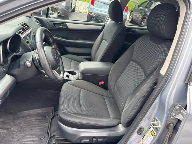 Used 2019 Subaru Outback 2.5i Premium AWD/4WD image 9