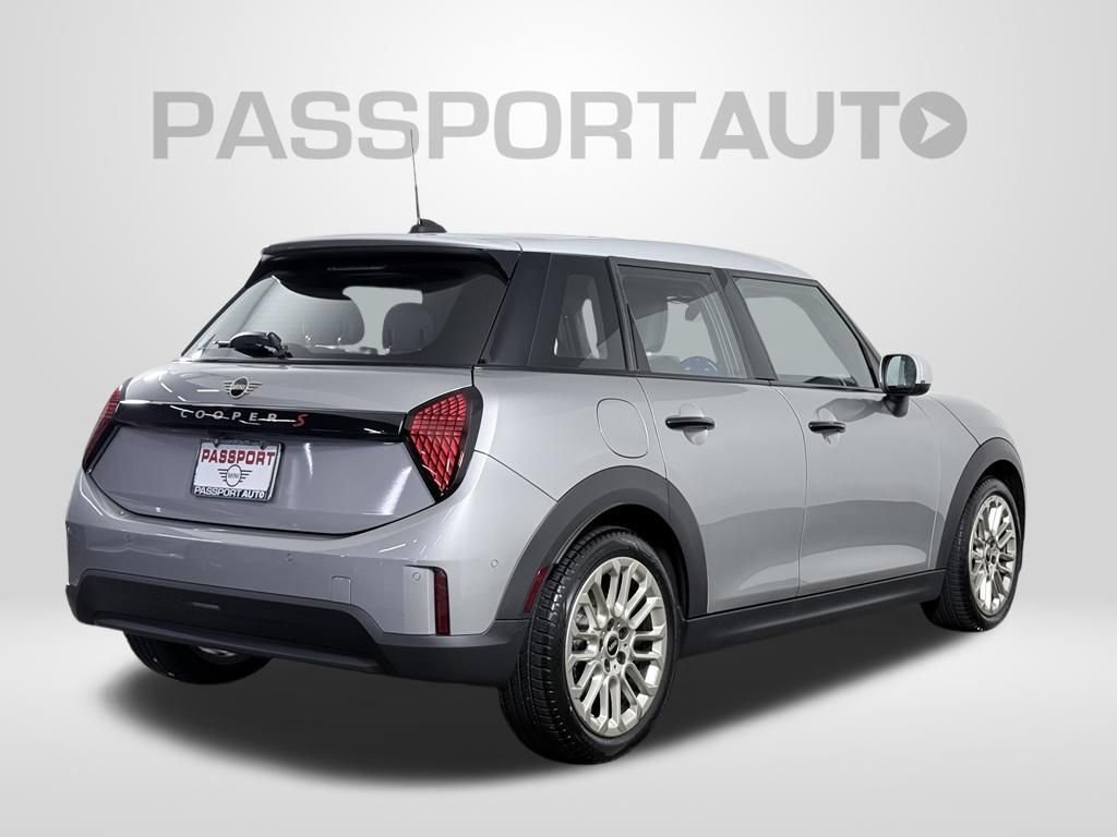 Used 2026 MINI Cooper S FWD image 7
