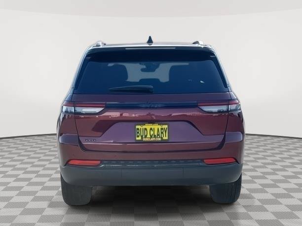 New 2025 Jeep Grand Cherokee Altitude AWD/4WD image 4