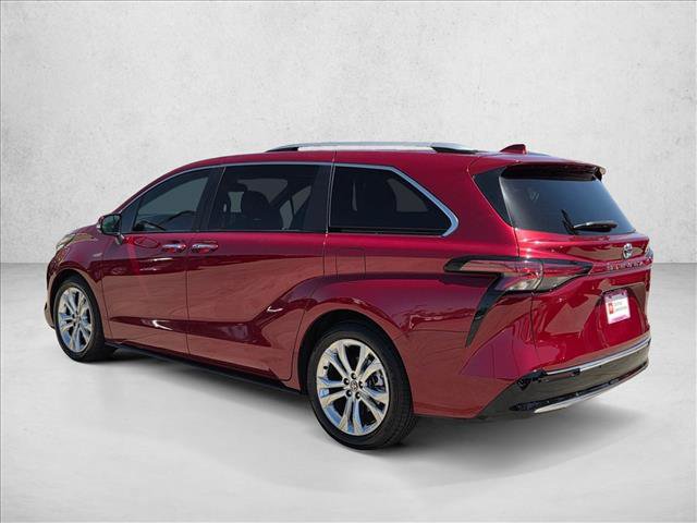 Certified 2023 Toyota Sienna Platinum FWD image 8