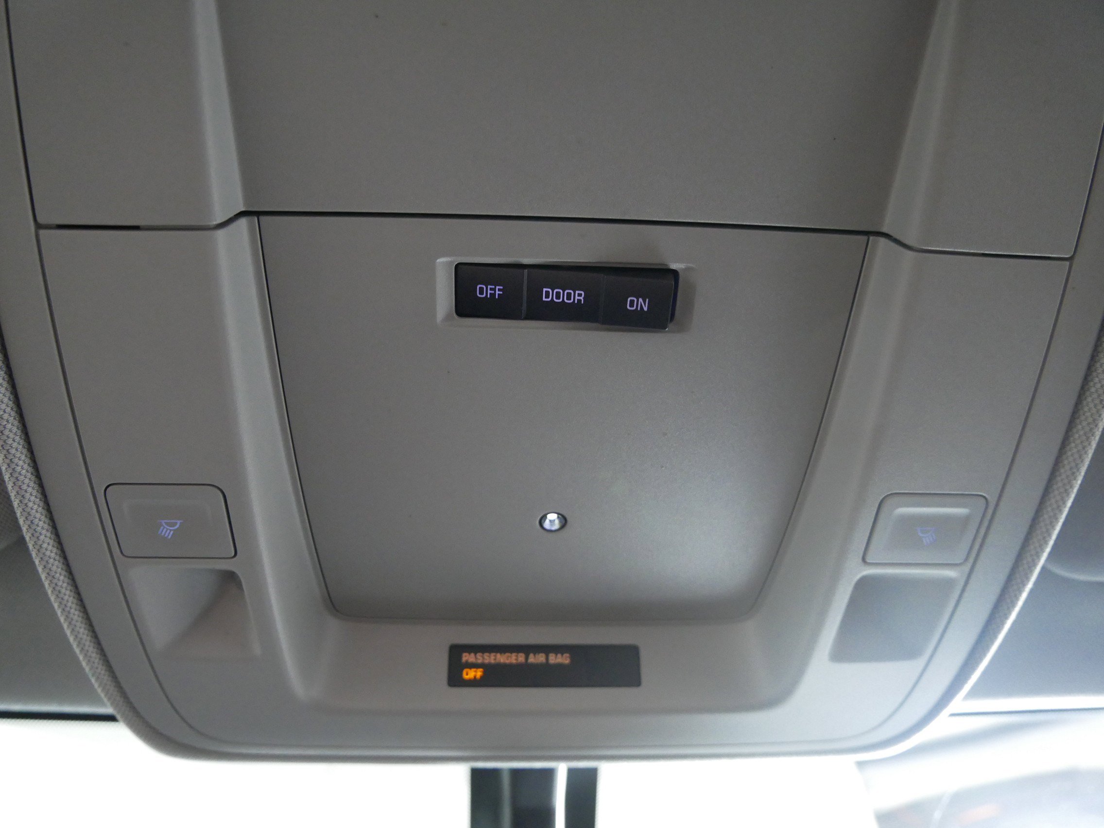 Used 2018 Chevrolet Silverado 1500 LT image 32