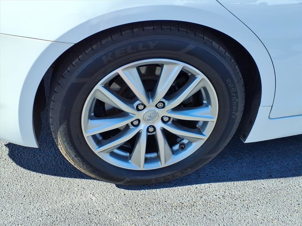 Used 2014 INFINITI Q50 Premium w/ Deluxe Touring Package image 20