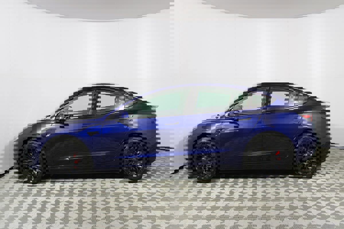 Used 2023 Tesla Model 3 Performance image 30