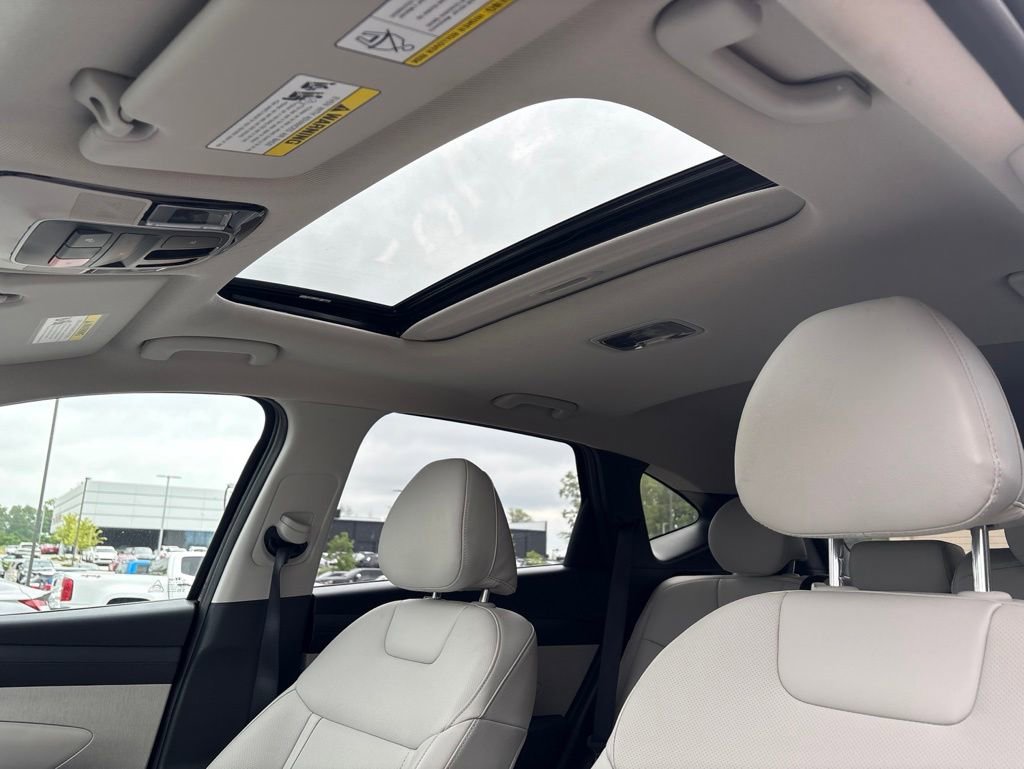 Certified 2025 Hyundai Tucson SEL FWD image 30
