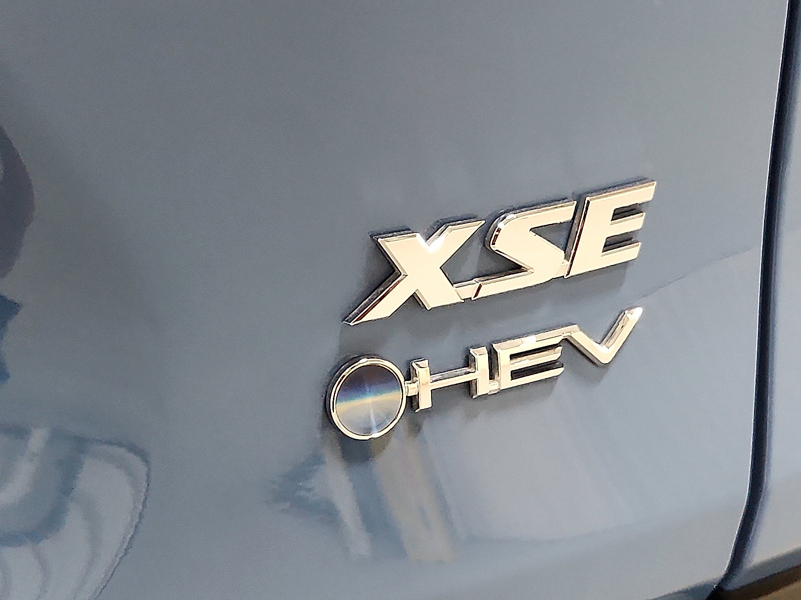 Used 2025 Toyota RAV4 XSE w/ Advanced Technology Package AWD/4WD image 8