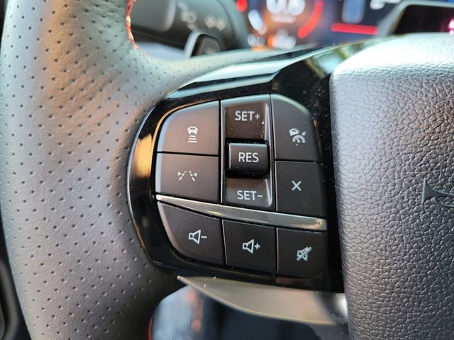 Used 2025 Ford Explorer ST image 5