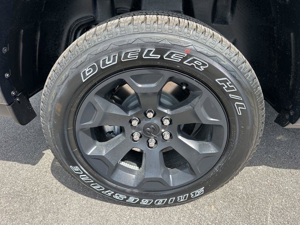 New 2026 RAM 1500 Big Horn AWD/4WD image 13