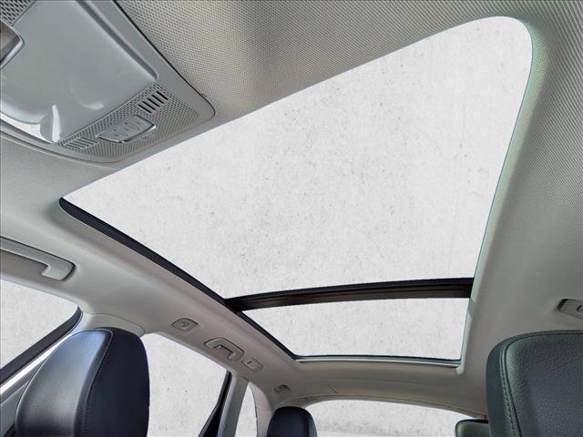 Used 2017 Audi Q5 2.0T Premium Plus w/ Technology Package image 16