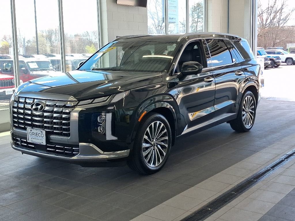 Used 2025 Hyundai Palisade Calligraphy AWD/4WD image 4