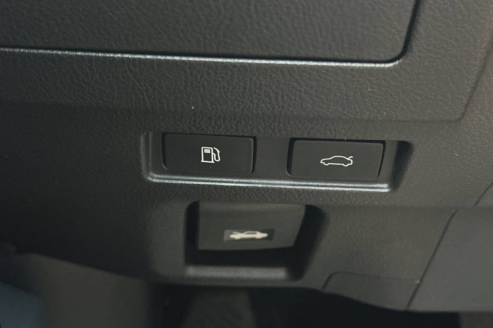 Used 2024 Lexus ES 350 w/ Accessory Package (Z2) FWD image 34