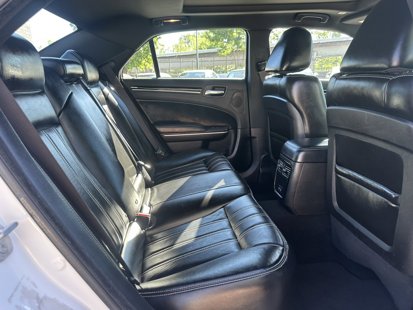 Used 2022 Chrysler 300 S image 22