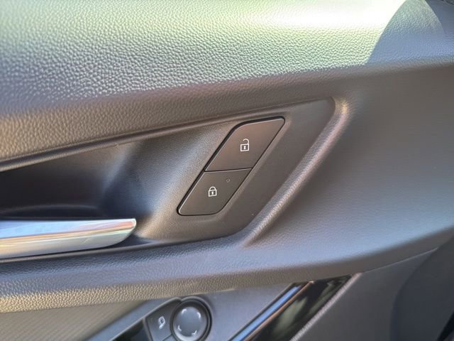 New 2026 Chevrolet Equinox LT image 11