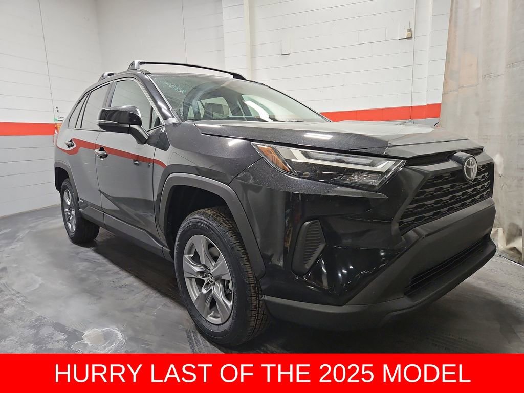 New 2025 Toyota RAV4 XLE