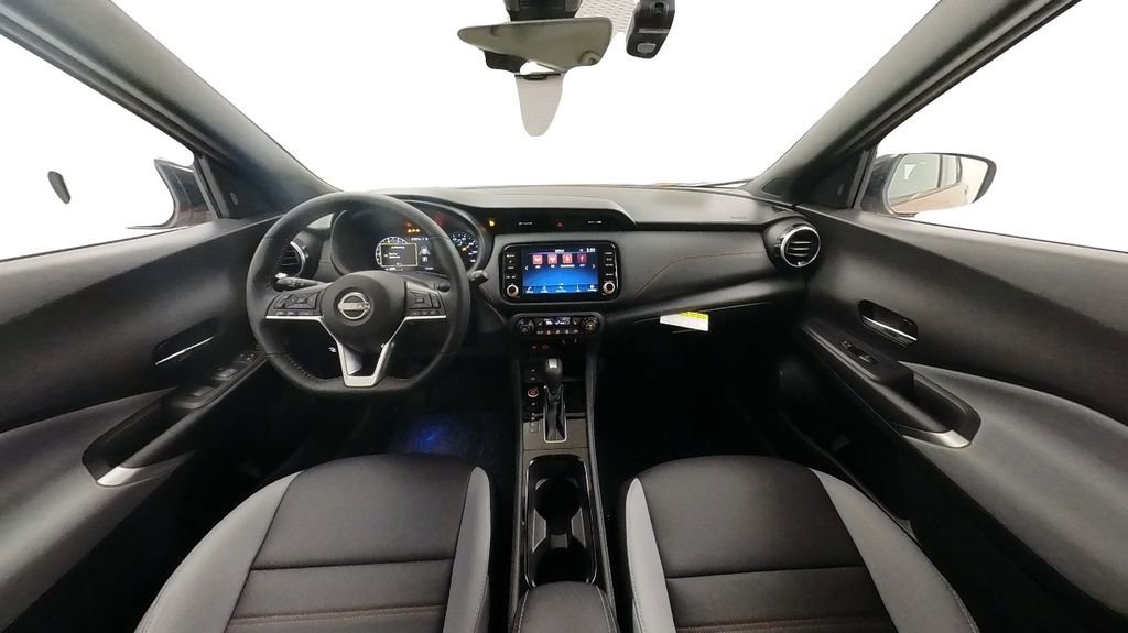 Used 2024 Nissan Kicks SR w/ SR Premium Package FWD image 24