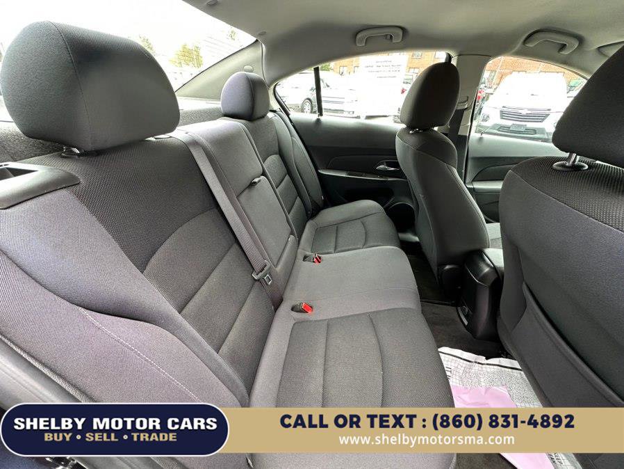 Used 2015 Chevrolet Cruze LT image 15