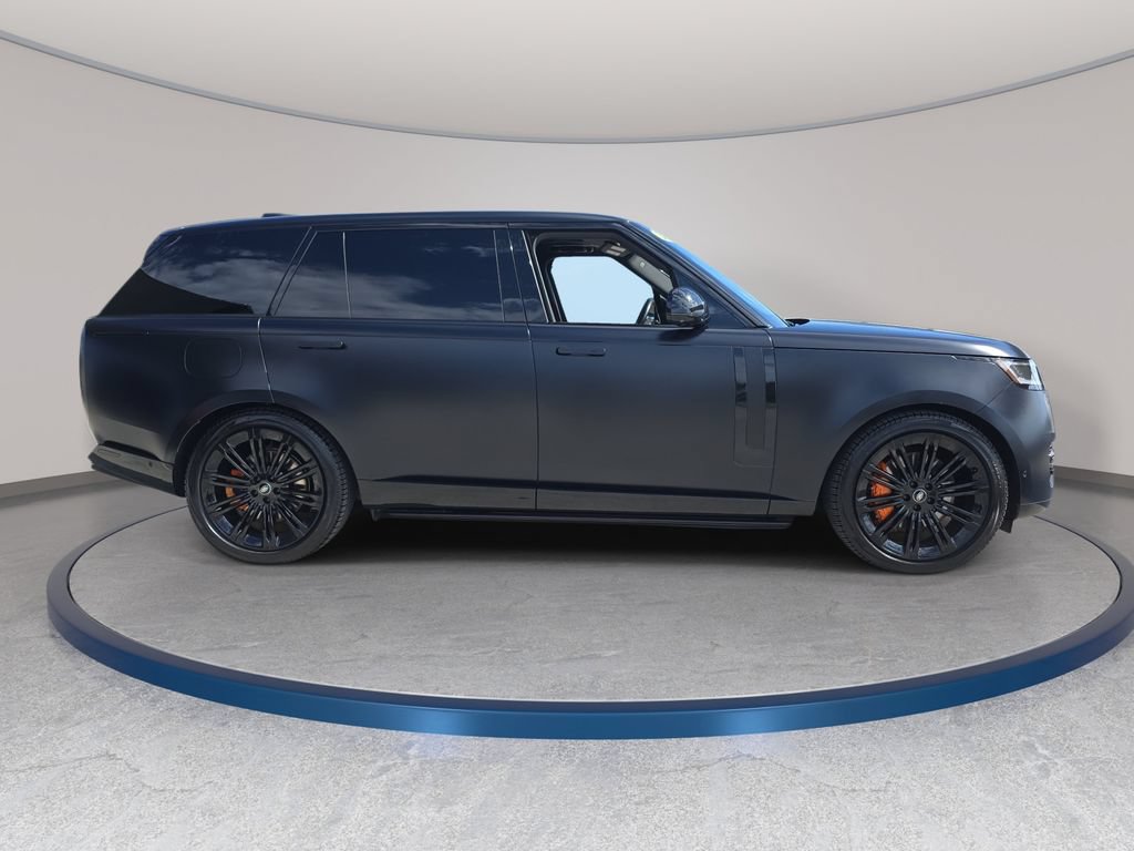 Certified 2023 Land Rover Range Rover Long Wheelbase SE AWD/4WD image 4